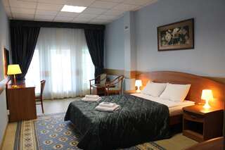 Гостиница  на Белорусском Москва Стандартный двухместный номер с 1 кроватью-2